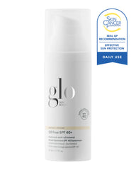 Glo Skin Beauty ölfreier SPF 40 Breitband-Sonnenschutz mit Empfehlungssiegel der Skin Cancer Foundation.