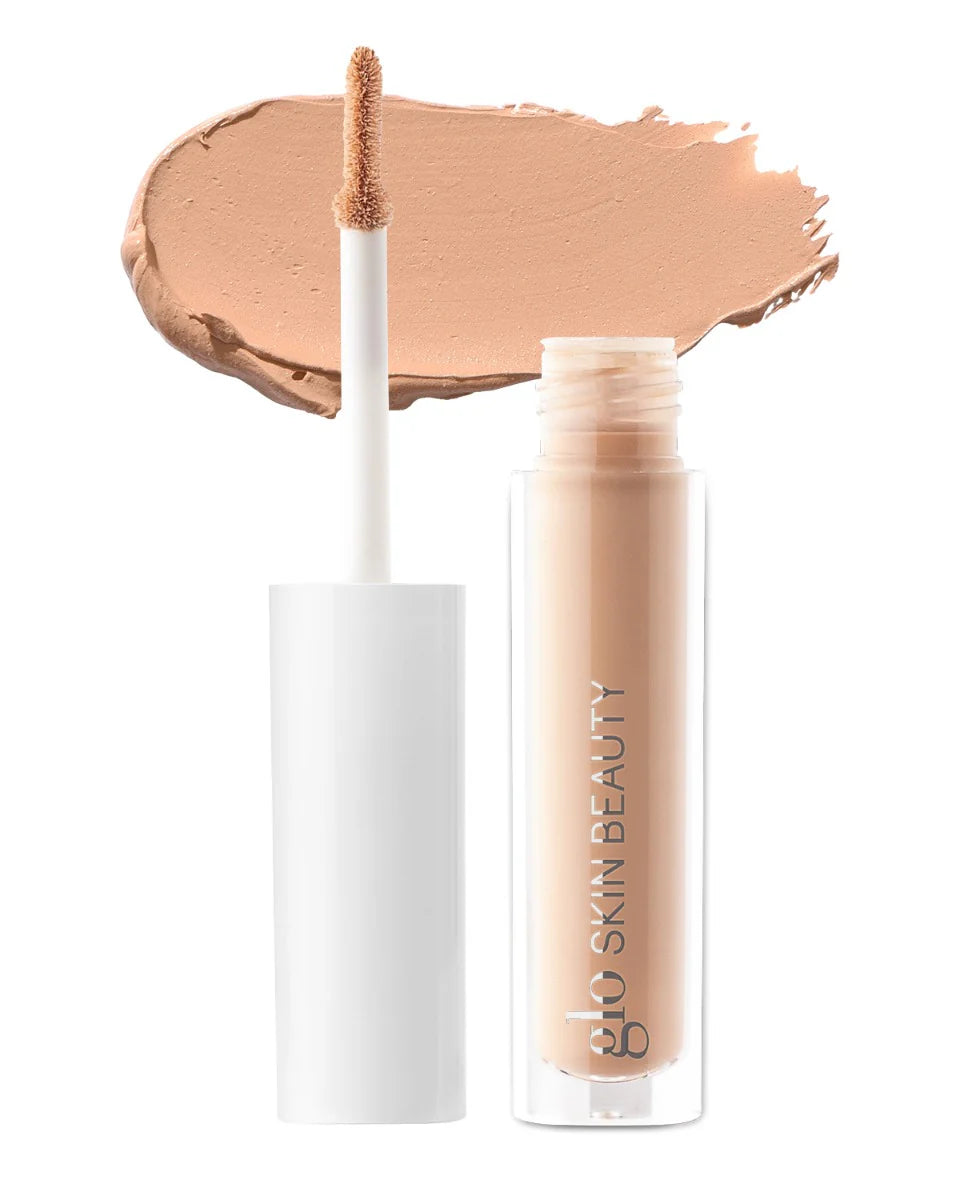 Concealer-Röhrchen mit Applikator und Swatch, beschriftet mit Glo Skin Beauty, Farbton LACE