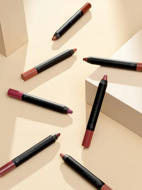 Glo Skin Beauty Lip Crayons: Lippenstifte in Stiftform in verschiedenen Suede Matte und Cream Glaze Nuancen