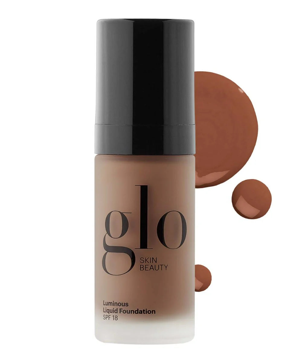 Glo Skin Beauty Luminous Liquid Foundation SPF 18, Farbton Mocha