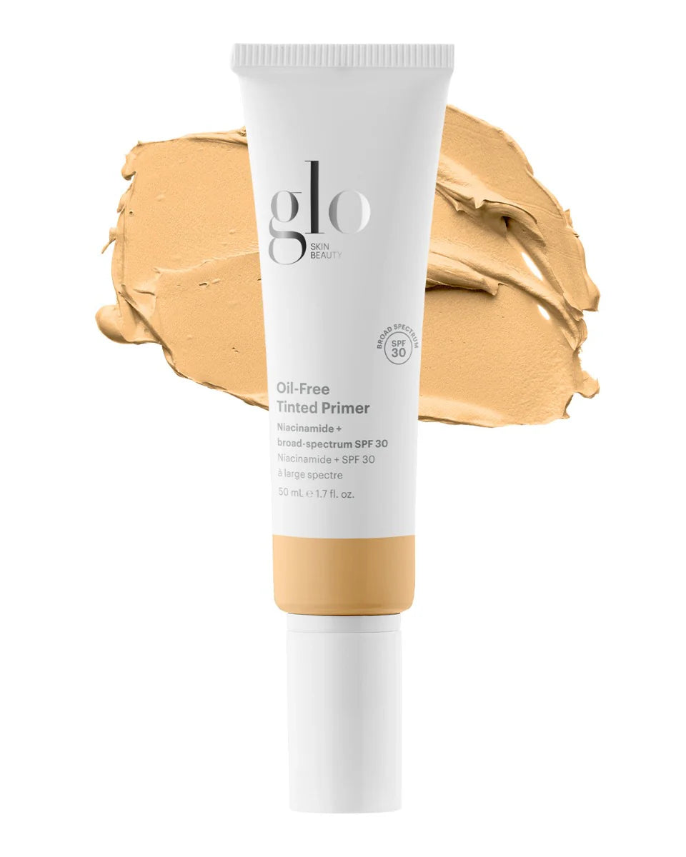 Oil-Free Tinted Primer SPF 30 mit Niacinamid, Farbton Light-Medium, Tube mit Swatch von Glo Skin Beauty