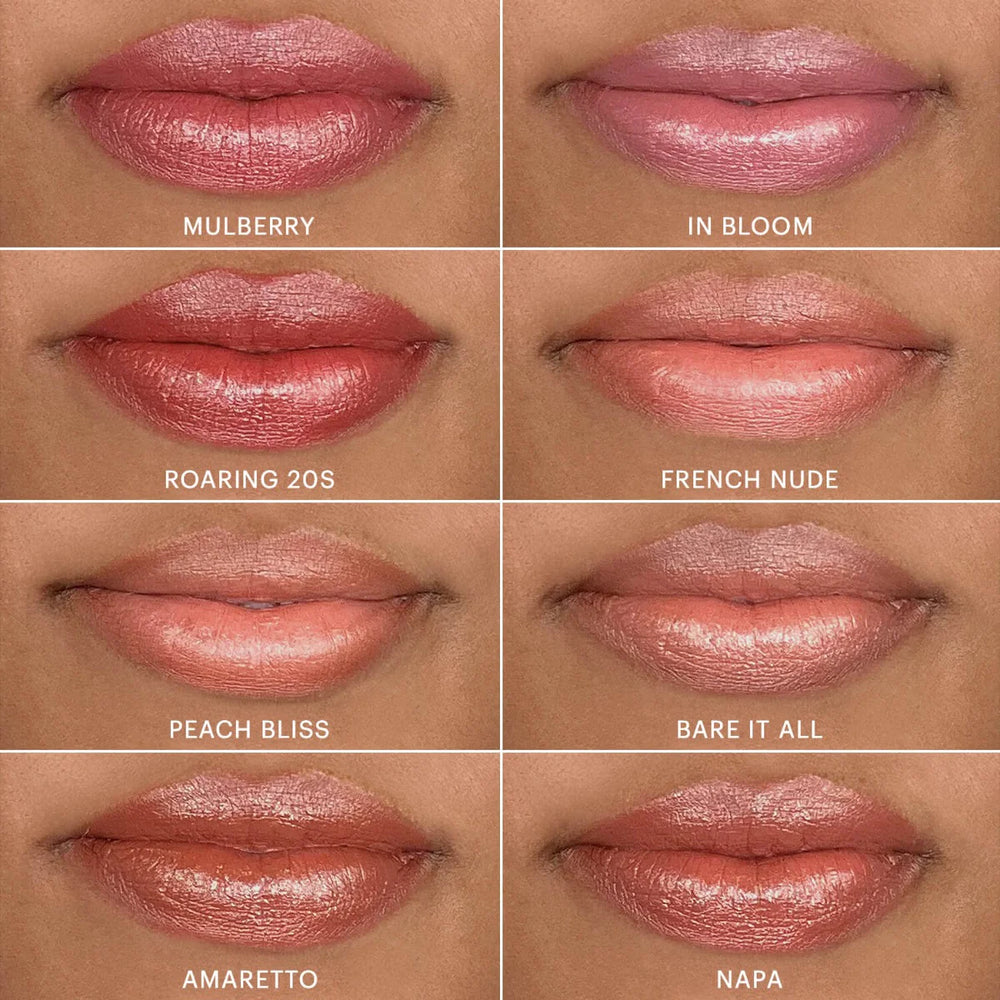 Zweispaltiges Raster von Lippenstift-Swatches, beschriftet mit Mulberry, In Bloom, Roaring 20s, French Nude, Peach Bliss, Bare It All, Amaretto und Napa.